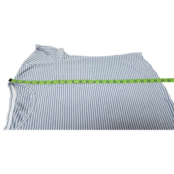 Faded Glory Relaxed Fit Blue Striped Short Sleeve T-shirt Women's Size Small - Picture 7 of 10